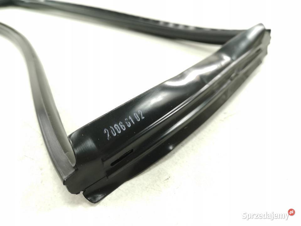 USZCZELKA SZYBY DRZWI PRAWY TYŁ MAŁA KYRON 0514 Uszczelki szyb