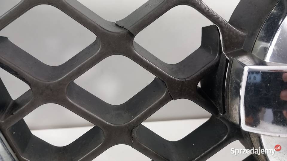 NISSAN NAVARA D40 ATRAPA GRILL CHROM osobowe Zbierkowo