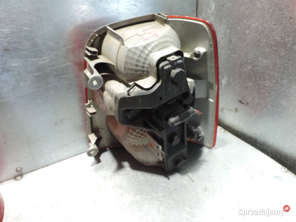 LAMPA LEWA TYLNA VW TOURAN I Nowy Sącz