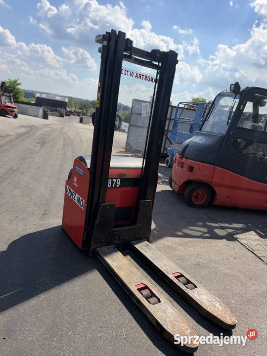 paleciak elektryczny z masztem MANITOU LOC14
