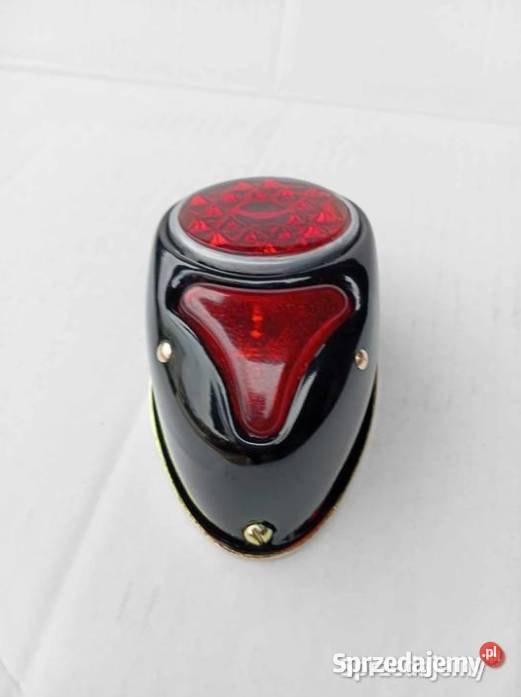 SZKŁO TRÓJKĄTNE LAMPA TYŁ ŻÓŁWIK K750 URAL IŻ Niemodlin