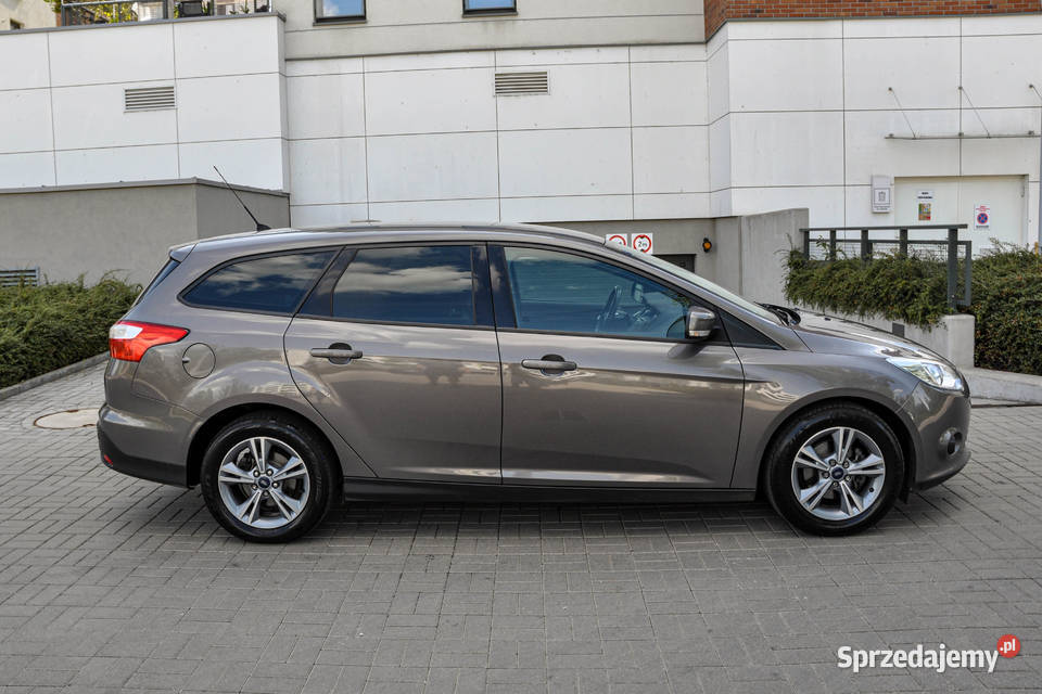 Ford Focus 2013 r benzyna