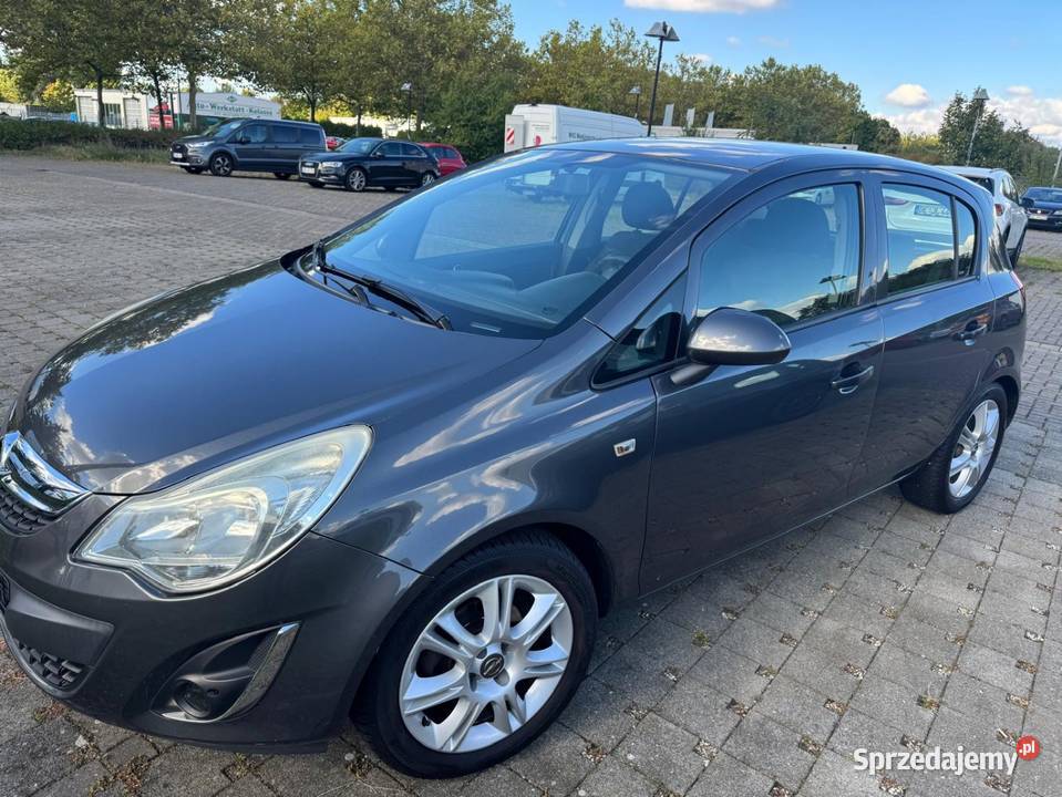 Opel Corsa D Lift 12 70 132000 z Niemiec poduszka powietrzna Przeworsk
