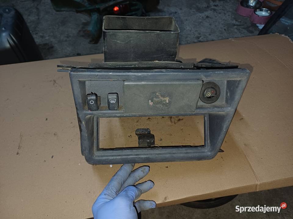 Konsola Półka środkowa Fiat 126P Wysyłka Łowicz sprzedam