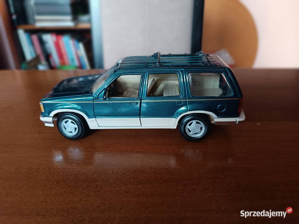 Model samochodu FORD Explorer Scala 124 śląskie Szczyrk