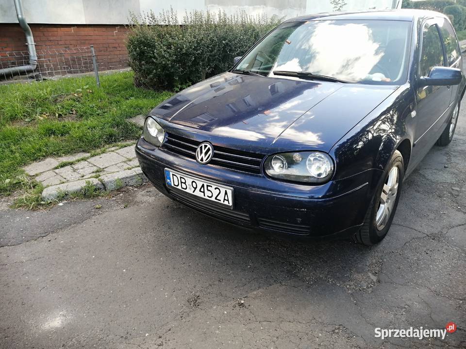 Vw Golf 4PolecaTanio nieuszkodzony Wałbrzych