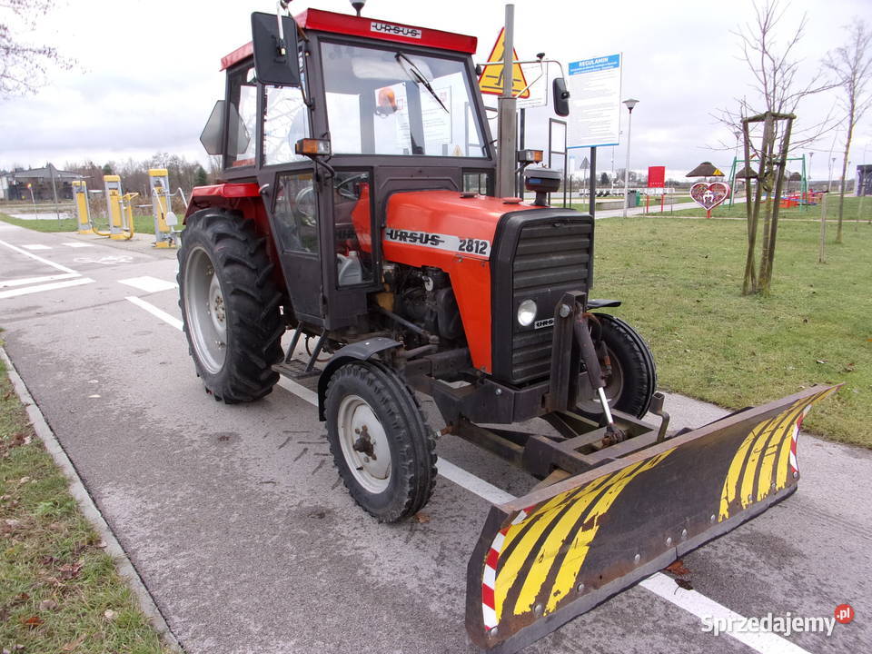 Ciągnik URSUS 2812 z pługiem do śniegu dostępny Opoczno sprzedam