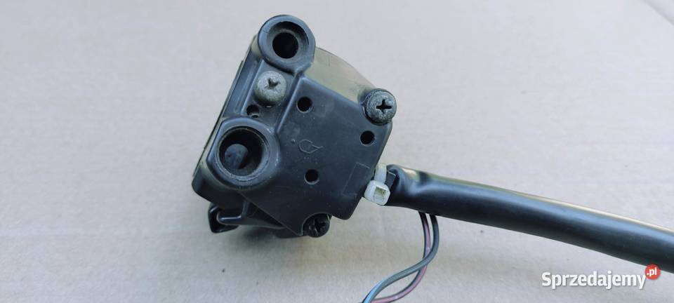 Suzuki Intruder 125 przełącznik prawy Warszawa