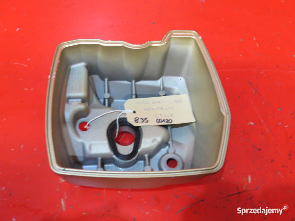 MOTOGUZZI MOTO GUZZI V100 MANDELLO LEWA POKRYWA Warszawa