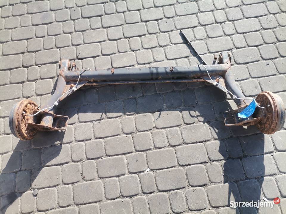 SKODA FELICIA BELKA TYŁ OŚ TYLNA BĘBNY osobowe Belki zawieszenia Nowy Sącz