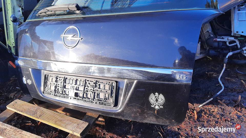 klapa kompletna Opel Astra H kombi lak Z20R w Korzeńsko sprzedam