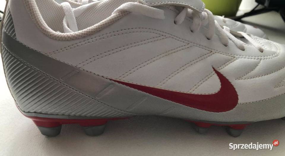 Buty Pilkarskie Firmy Nike Rozmiar 42
