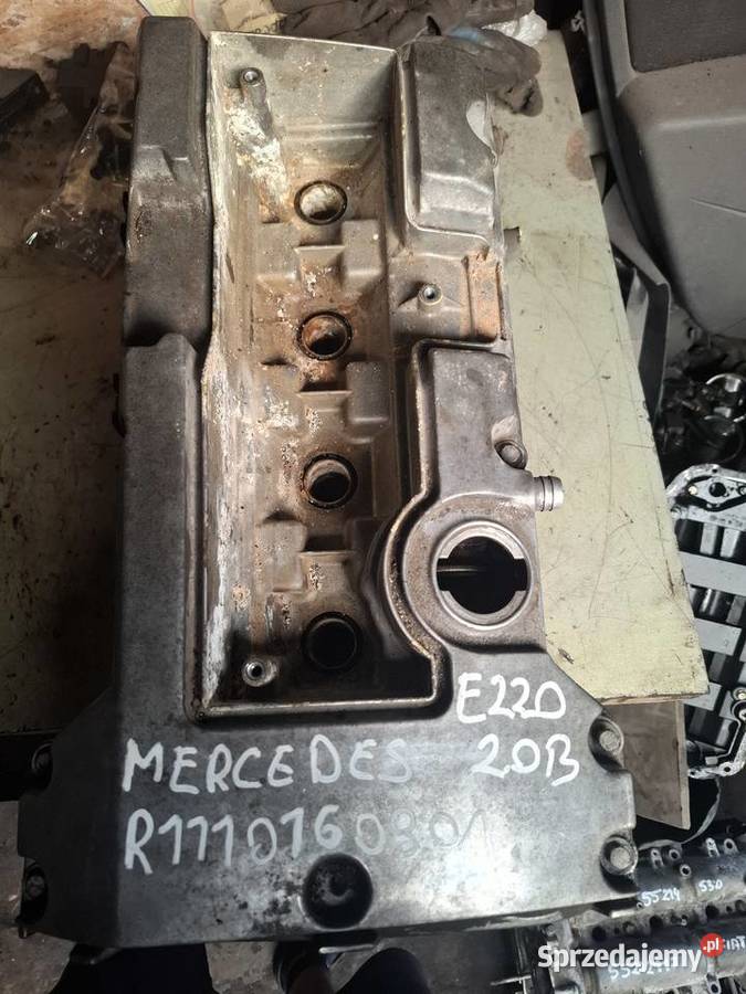 MERCEDES W124 E200 E220 głowica pokrywa walki osobowe Kielce sprzedam