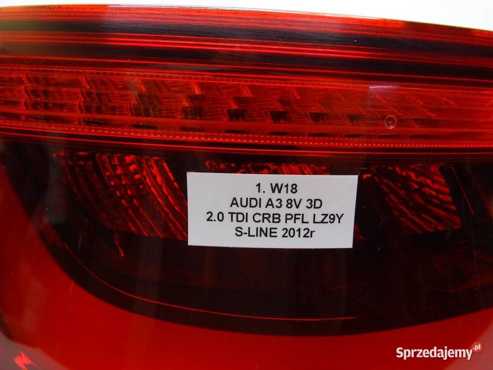 LAMPA LEWY TYŁ LEWA TYLNA 8V3945095B AUDI A3 8V
