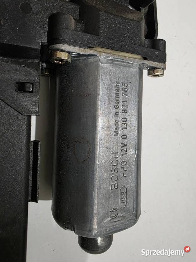 Silniczek podnoszenia szyby lewy przód audi a4b6 Rok produkcji 2001 Iława
