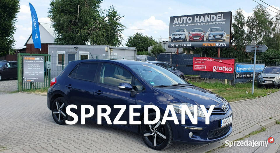 Toyota Auris 6 biegówKlimatronikLedyWebasto2 nieuszkodzony śląskie Przyszowice