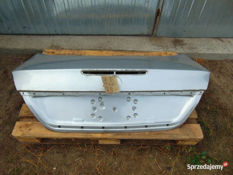 KLAPA TYLNA TYŁ MERCEDES W211 744