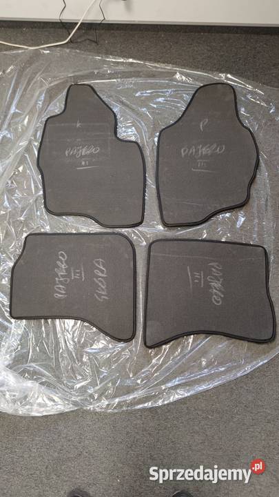 Dywaniki welurowe Mitsubishi Pajero III wielkopolskie Poznań