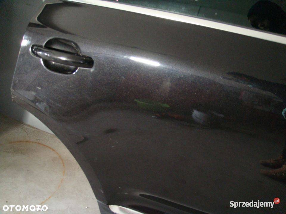 DRZWI TYLNE TYŁ PRAWY VW TOUAREG 0410 osobowe świętokrzyskie Włoszczowa sprzedam