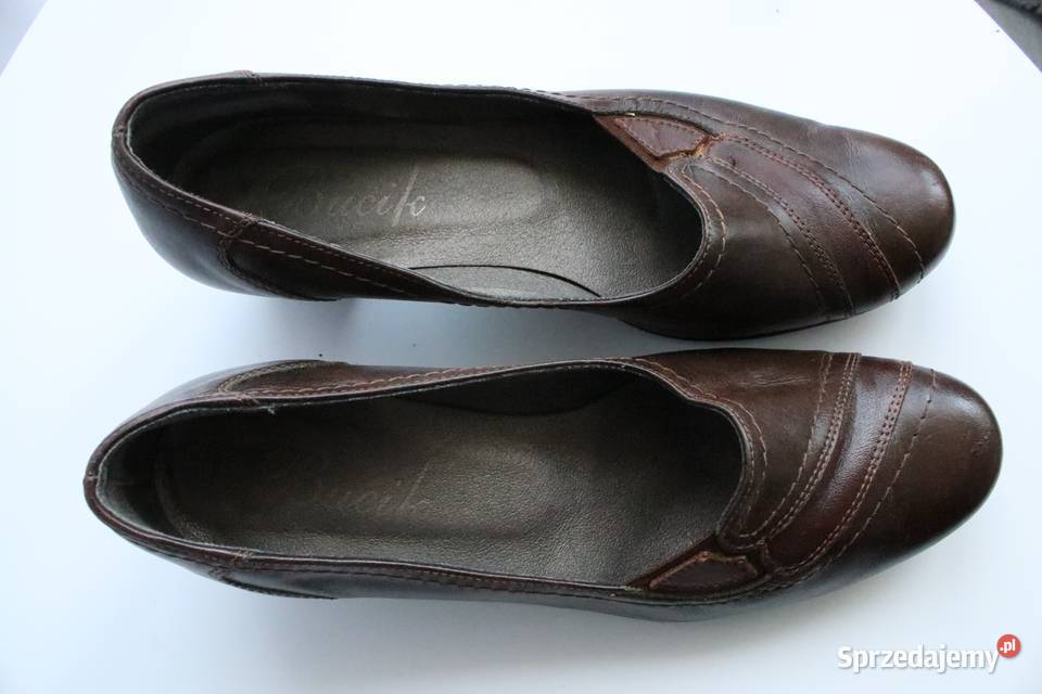 Brązowe czółenka na obcasie dolnośląskie