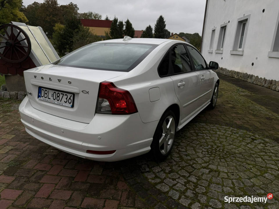 Volvo S40 16 HDI 109 231 Bezwypadkowy RDesign z 1590cm3 Ocice