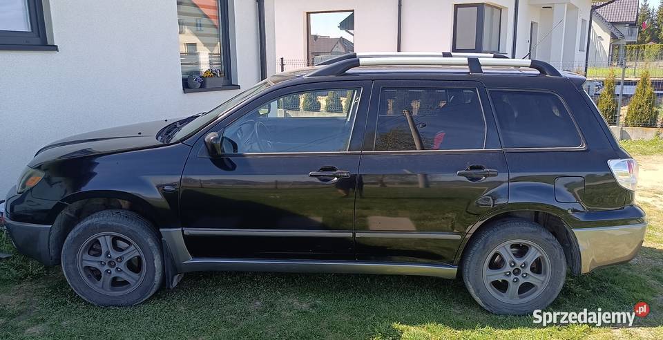 Mitsubishi Outlander 20 Benzyna LPG Dużo nowych Rok produkcji 2004 Szczytno