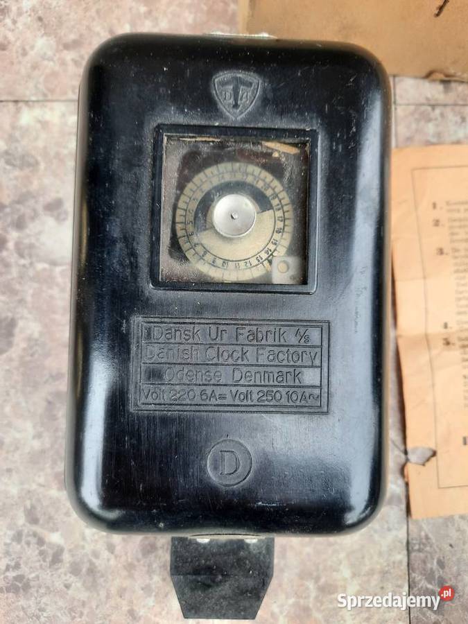 120 Stary zegar mechaniczny sterujący prądem Tczew