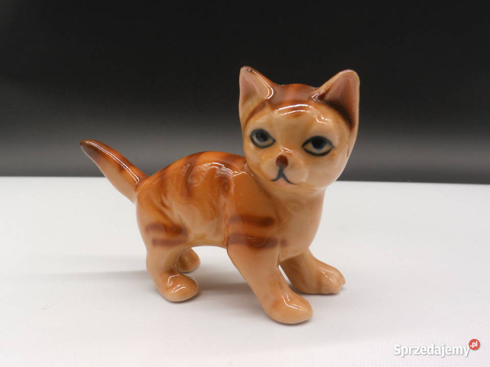 Porcelanowa figurka kotkotek Raszków