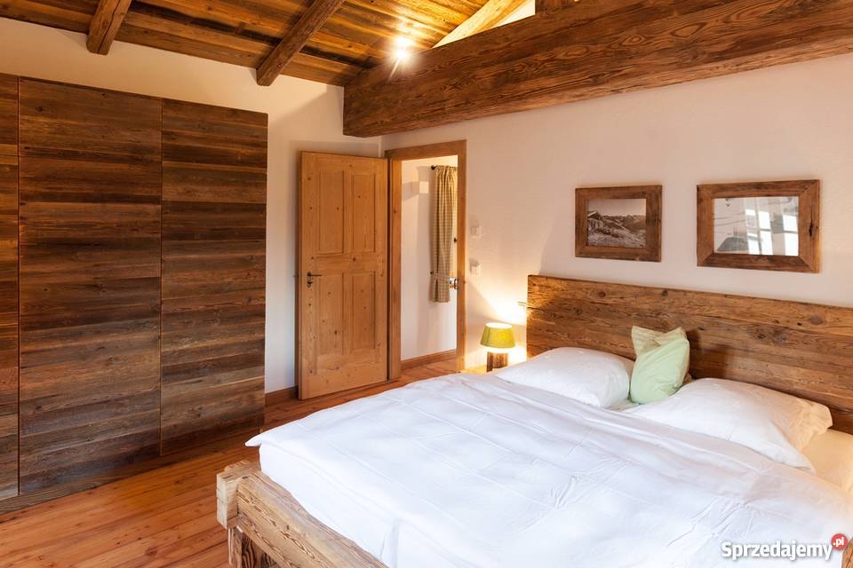 Wygodne łóżka ze starego drewna Alldeco