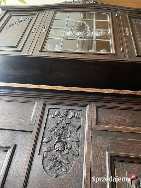 Cudowny kredens antyczny Wrocław