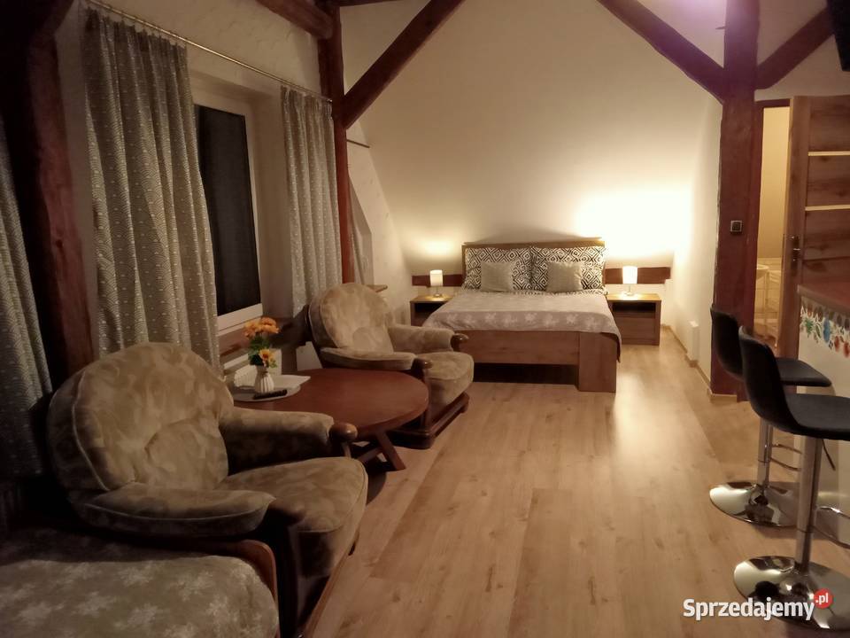 Mazury Noclegi jeziorem Domki i pokoje Jacuzzi Mrągowo