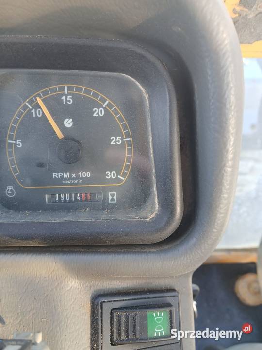 Venieri Ładowarka Venieri kołowa 2003 widły łódzkie Złoczew sprzedam