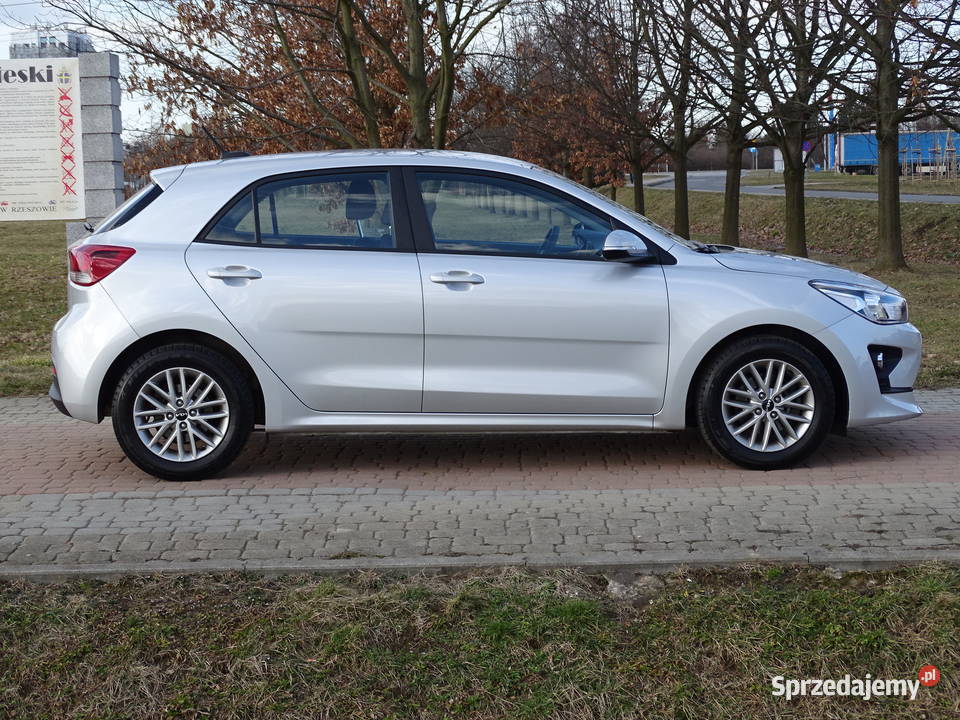 Salon LED Kamera Apple car Android Navi 46 700 bluetooth Rzeszów
