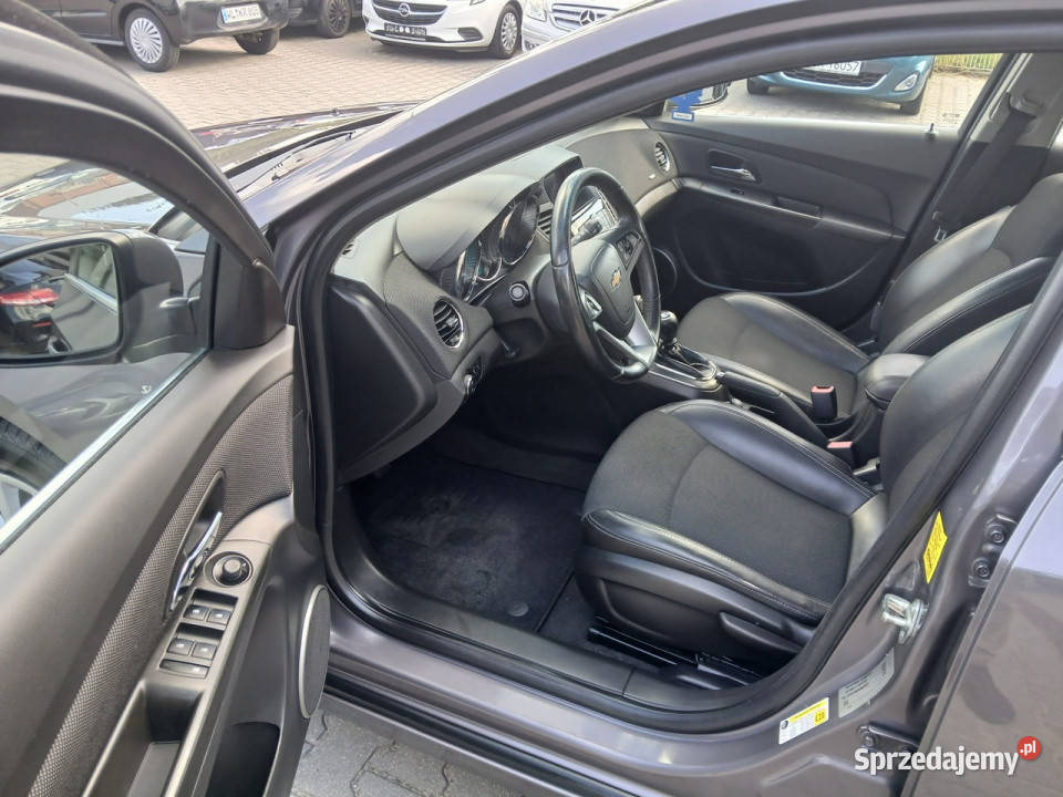 Chevrolet Cruze 20TDCI klimatronik tempomat 1998cm3