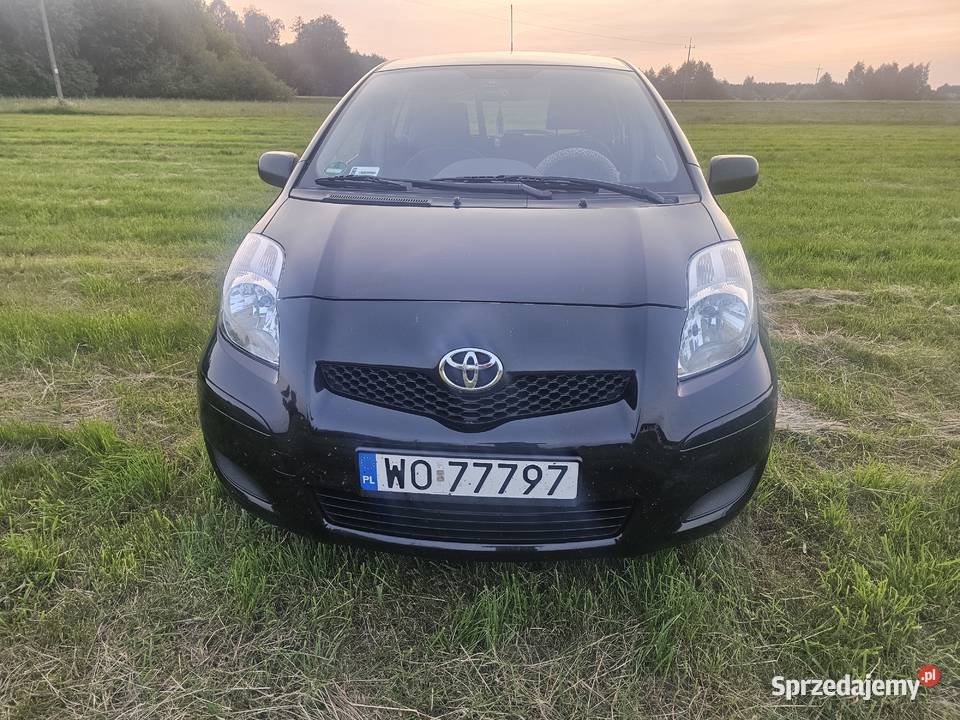 Toyota Yaris 133 benzyna 2009r komputer pokładowy mazowieckie Ostrołęka sprzedam