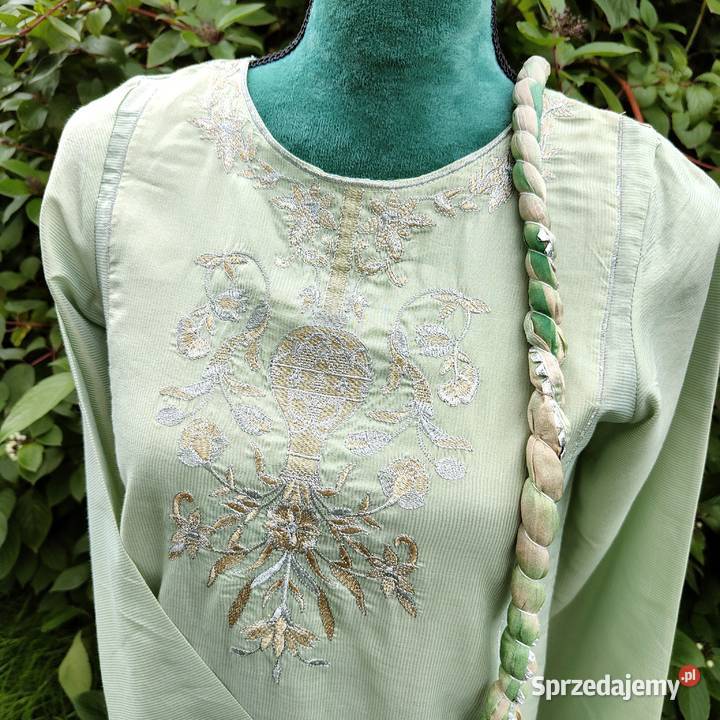 Indyjski komplet M 38 zielony złoty haftowany Rozmiar 38(M) Szczecin