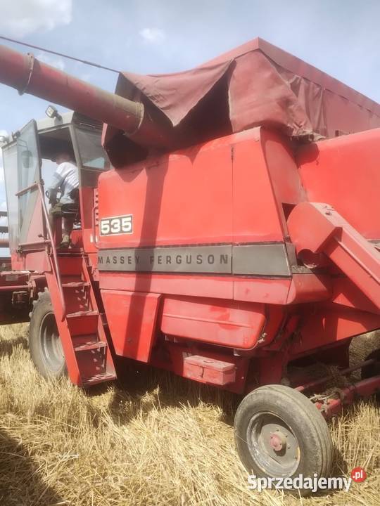 Kombajn zbożowy MF 535 Wózek do header'a