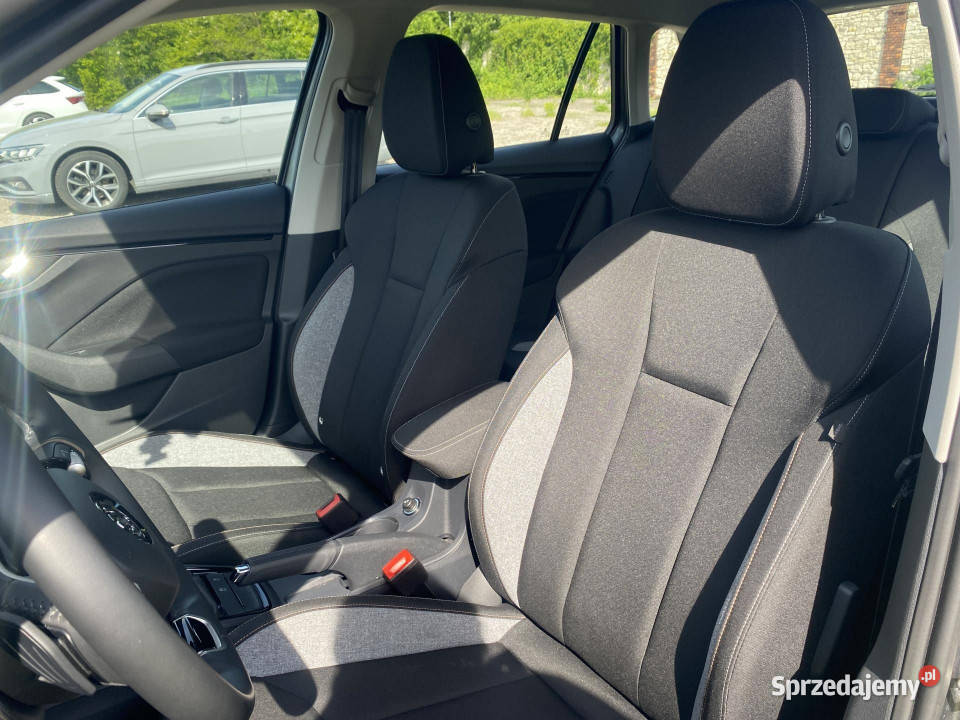 Skoda Kamiq Selection 10 TSI Bezwypadkowy salon Dąbrowa Górnicza