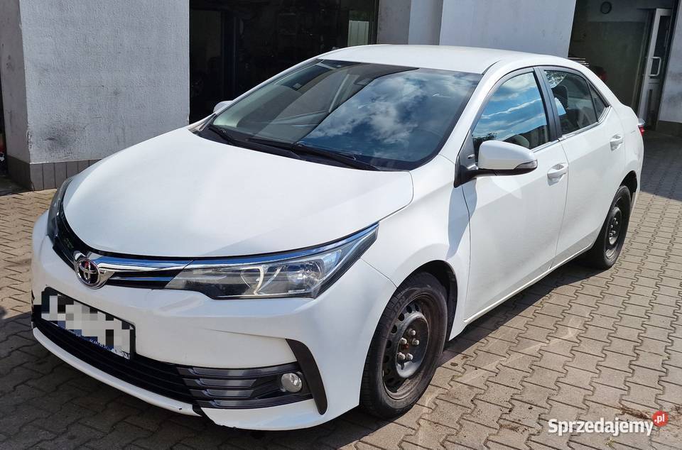 Toyota Corolla benzyna z LPG radio Warszawa sprzedam