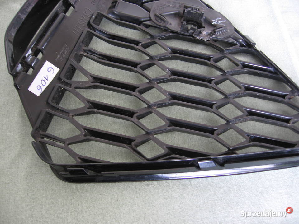 4K8807681D AUDI RS6 RS7 Kratka zderzaka Zderzaki mazowieckie
