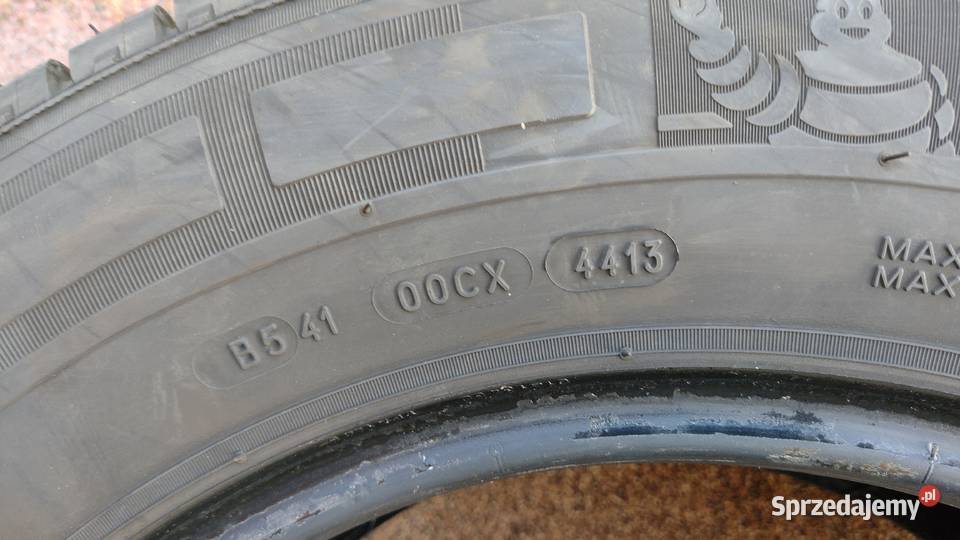 Opona Michelin agilis 235 65 r16c