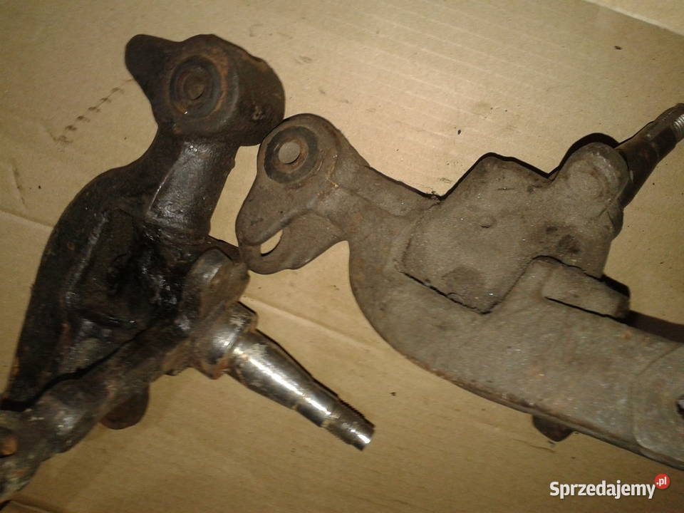Fiat 126p zwrotnice kpl lewa prawa osobowe Kęty