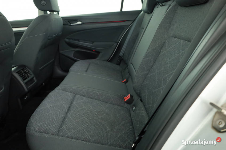 VW Golf 15 TSI srebrny Piaseczno