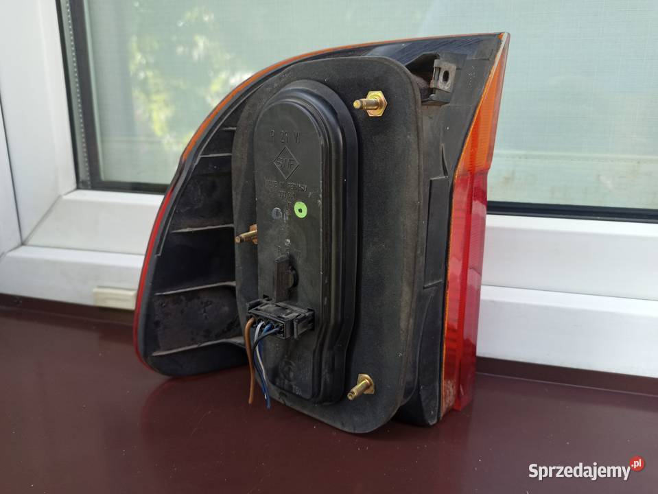 BMW E39 Touring kombi lampa tył tylna lewa lampy tylne Sieradz