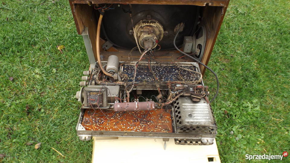 Stary telewizor DIORA TOSCA 1967 r Grodziczno
