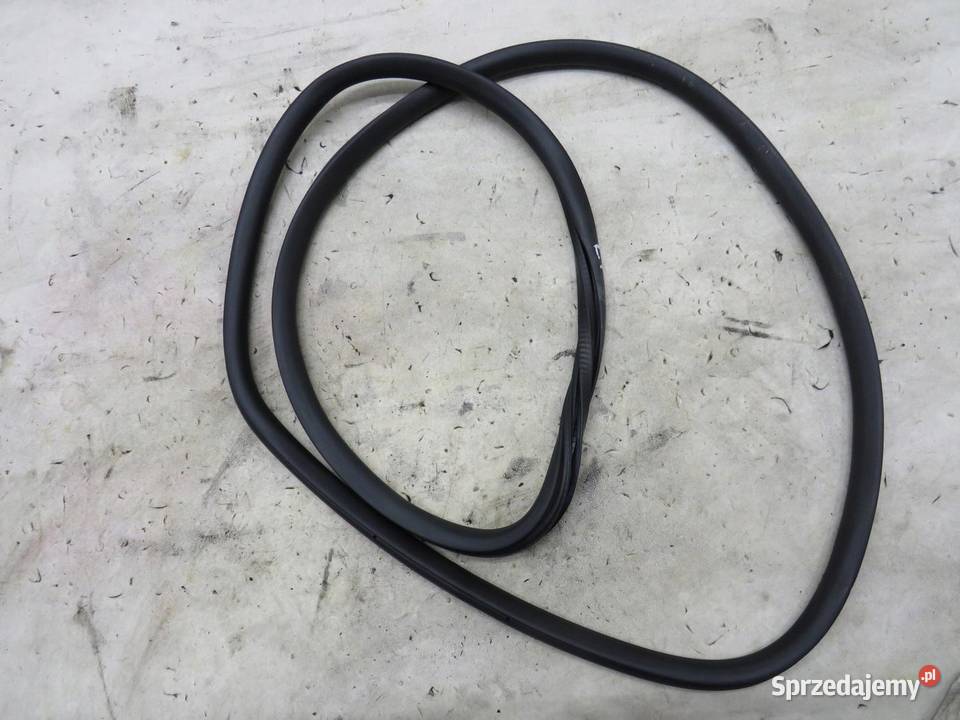 USZCZELKA DRZWI LEWY PRAWY TYŁ HB PEUGEOT 308 T9