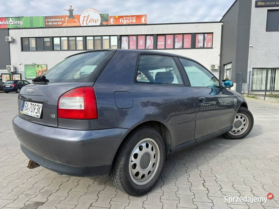 AUDI A3 16 Benzyna Opłaty na 2002r podkarpackie