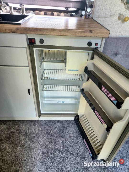 Do sprzedania osoby prywatnej przyczepa Burstner Lublin sprzedam