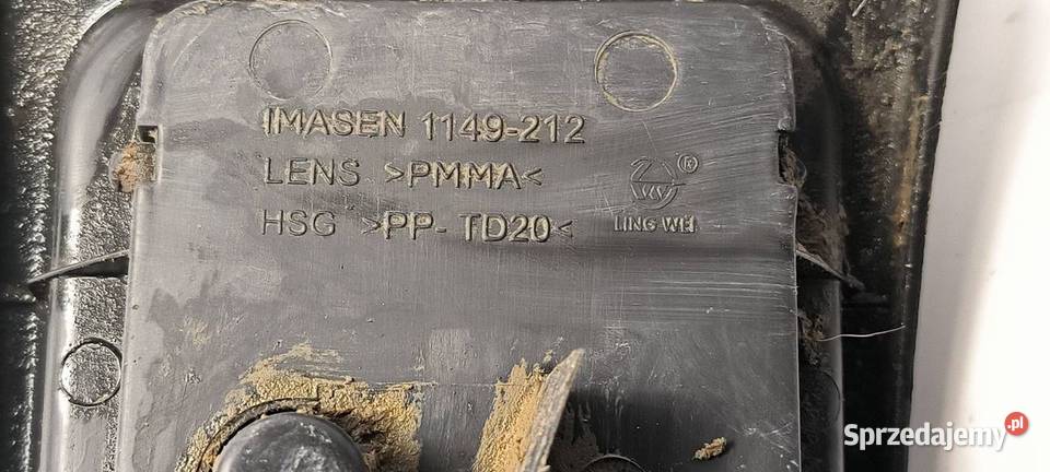 LAMPA WKŁAD MITSHUBISHI MONTERO Pozostałe Lipno