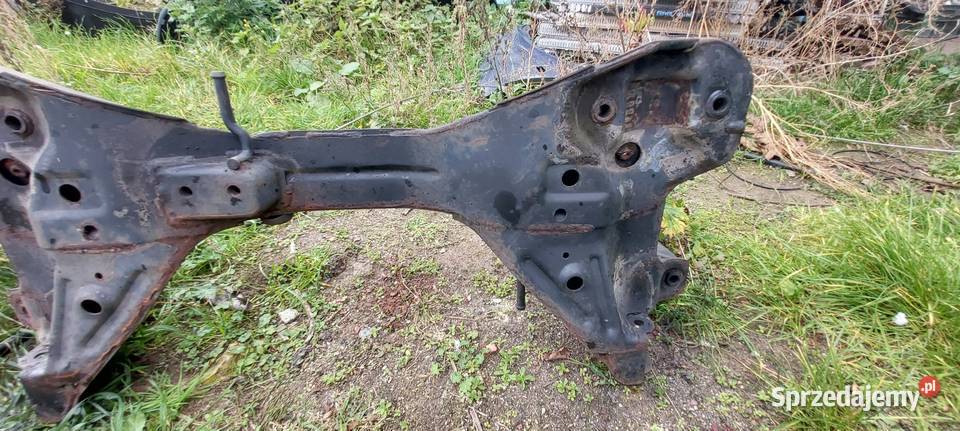 Mitsubishi Carisma ława sanki trawers Byków